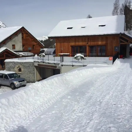 3 Pieces Pour 6 Personnes Avec Animaux Acceptes - Fr-1-263-211 Valloire