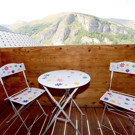 3 Pieces Pour 6 Personnes Avec Animaux Acceptes - Fr-1-263-211 Apartment Valloire